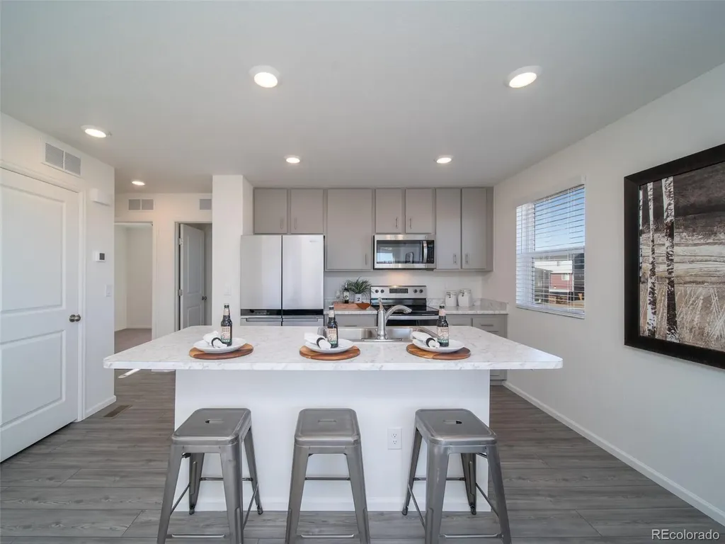 46543 Gold Prairie Drive Bennett CO 80102