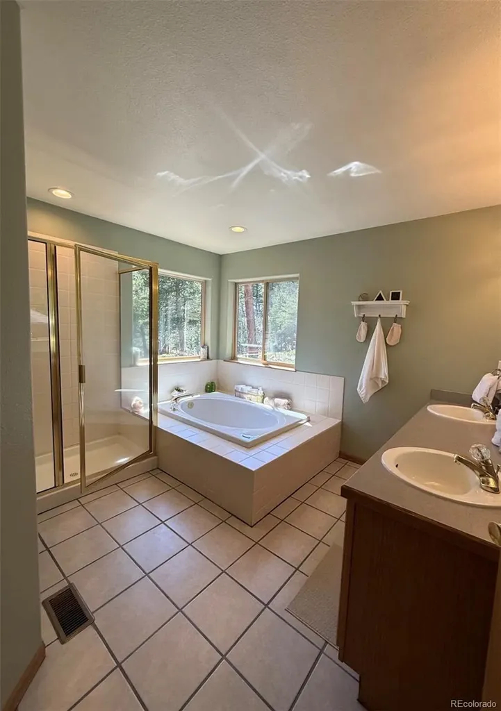 1211 Hughesville Road Black Hawk CO 80422