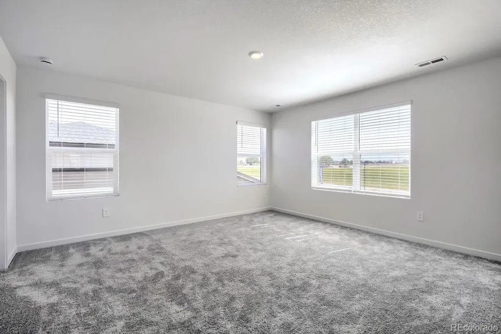 197 Mia Lane Johnstown CO 80534