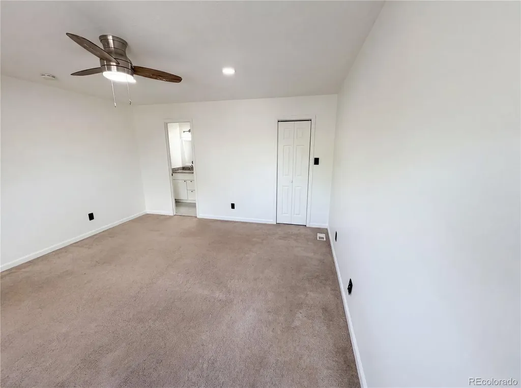 11835 Lincoln Street Denver CO 80233