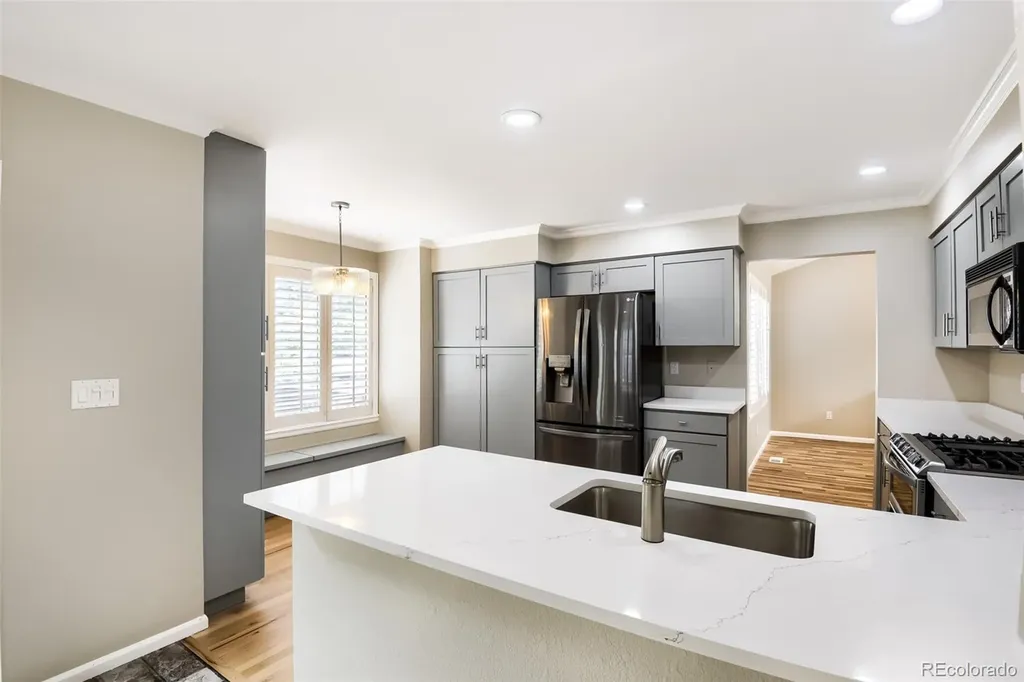 2152 S Eldridge Street Lakewood CO 80228