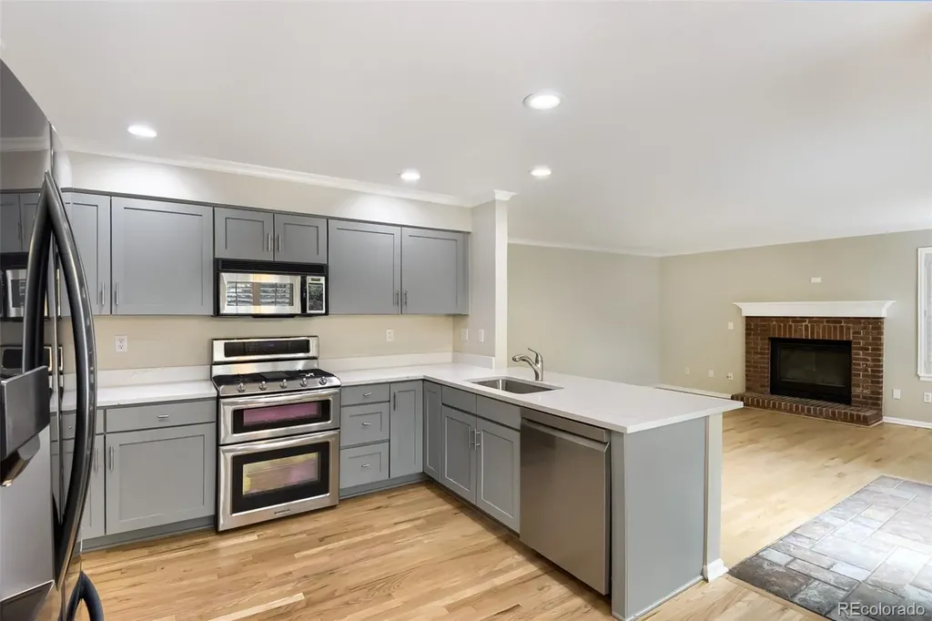2152 S Eldridge Street Lakewood CO 80228
