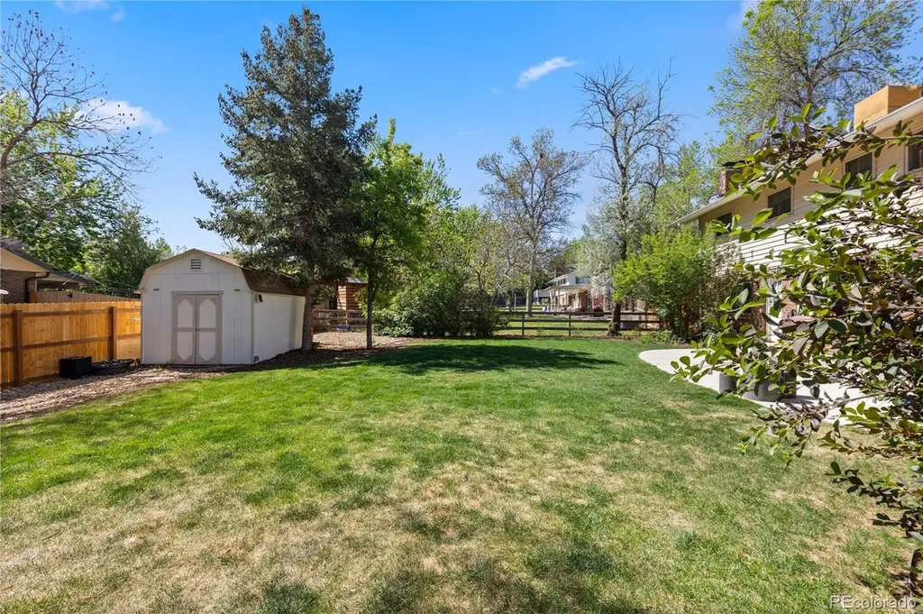6852 S Spotswood Street Littleton CO 80120