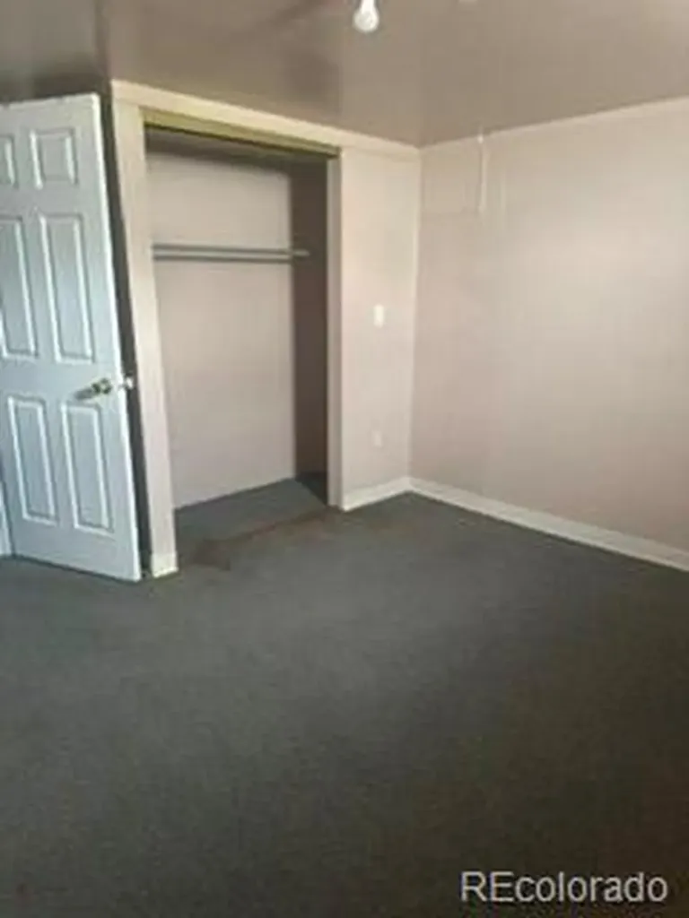 811 S Date Street Yuma CO 80759