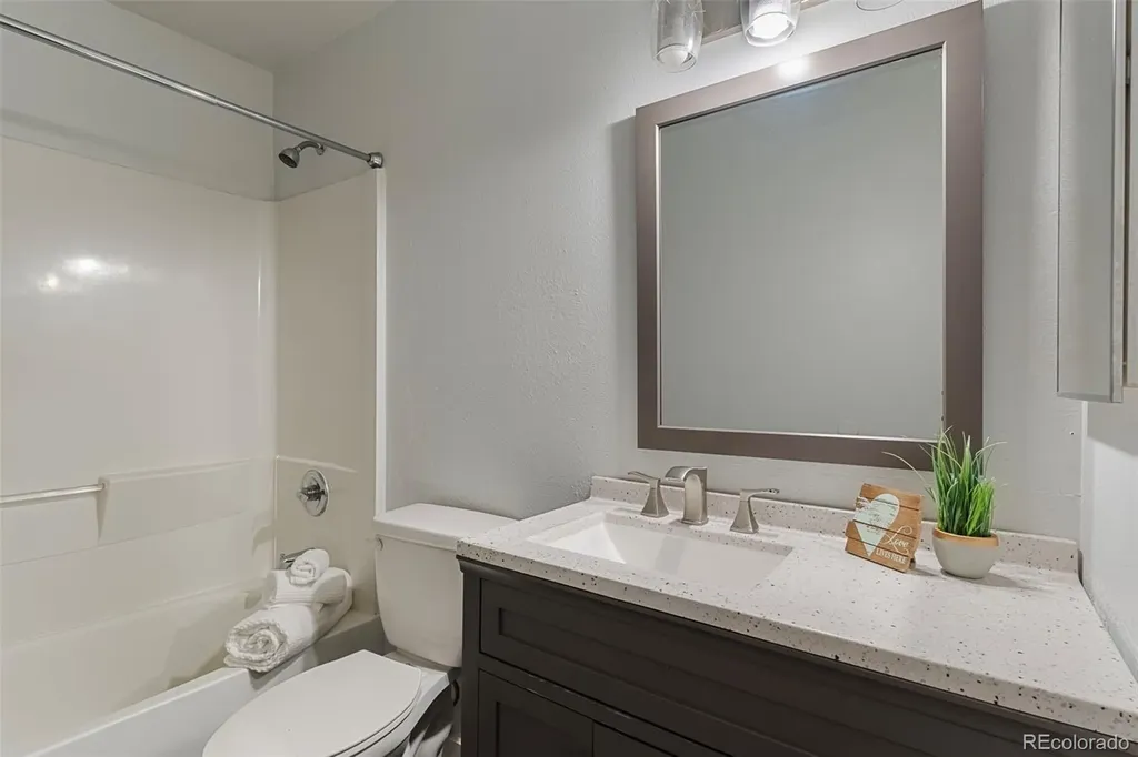 3843 S Atchison Way Aurora CO 80014