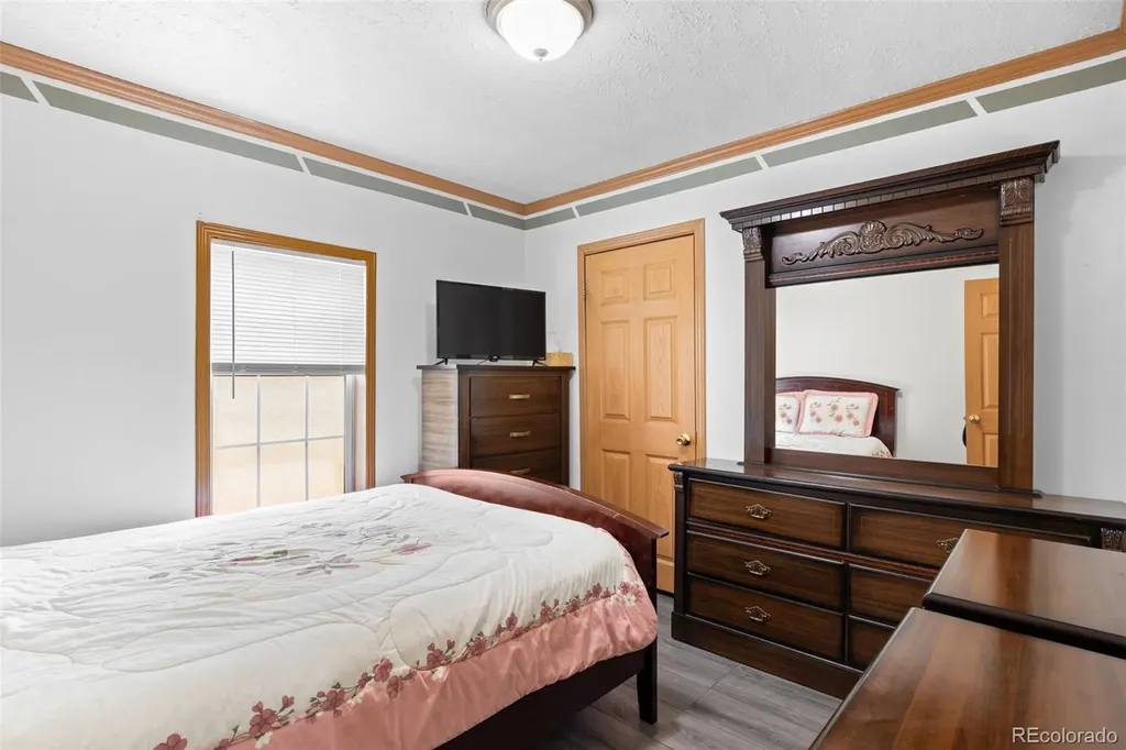 5690 W Bryant Street Denver CO 80221