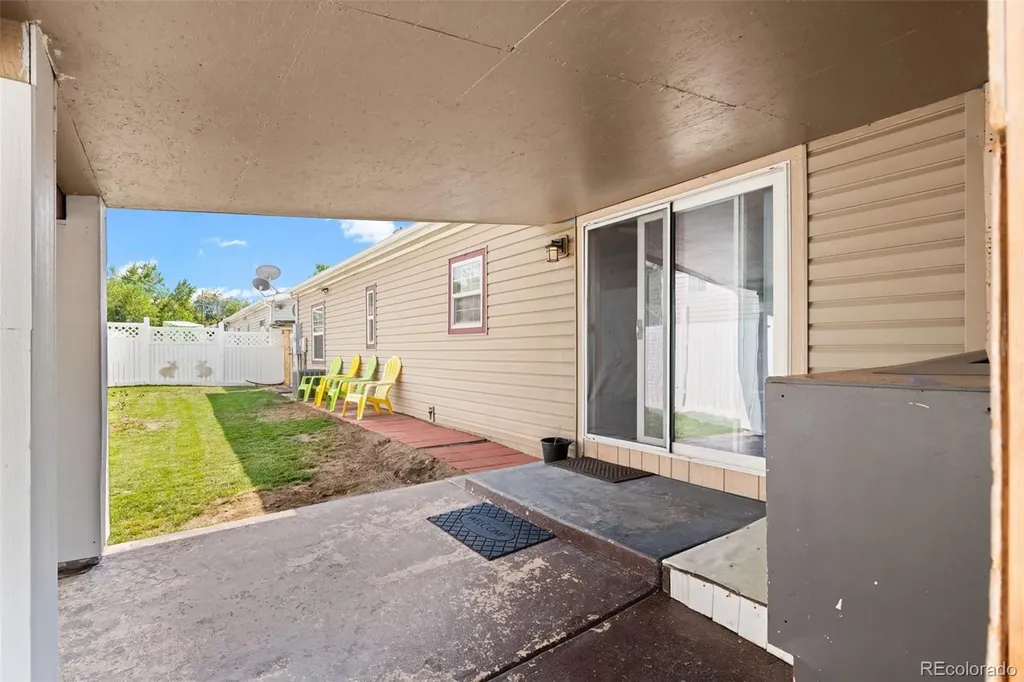 5690 W Bryant Street Denver CO 80221