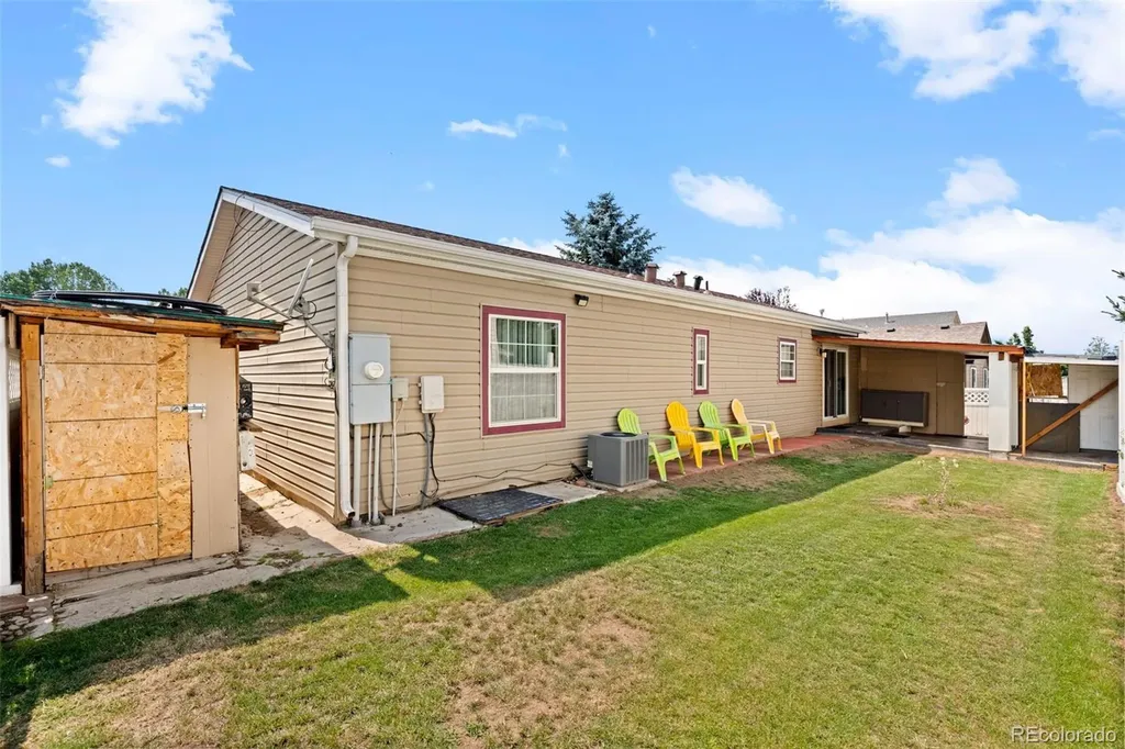 5690 W Bryant Street Denver CO 80221