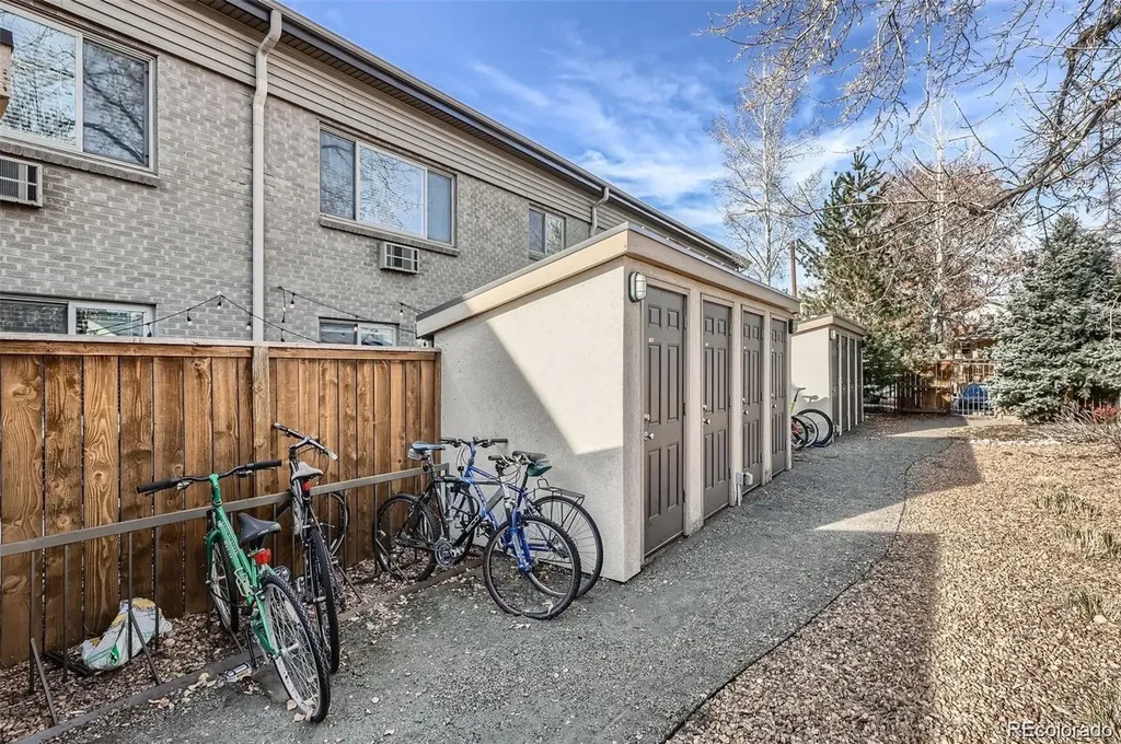 2460 W Caithness Place Denver CO 80211