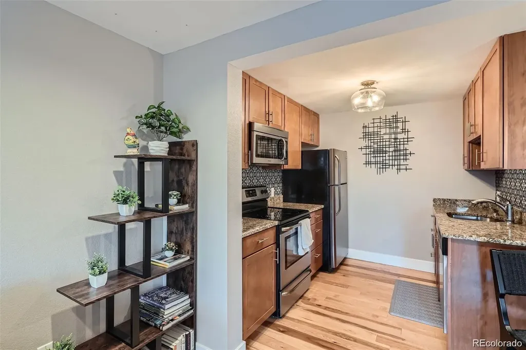 2460 W Caithness Place Denver CO 80211