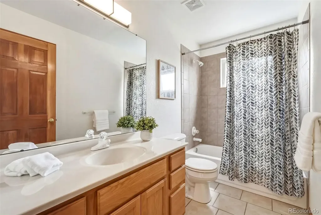 5883 Wood Duck Court Longmont CO 80504