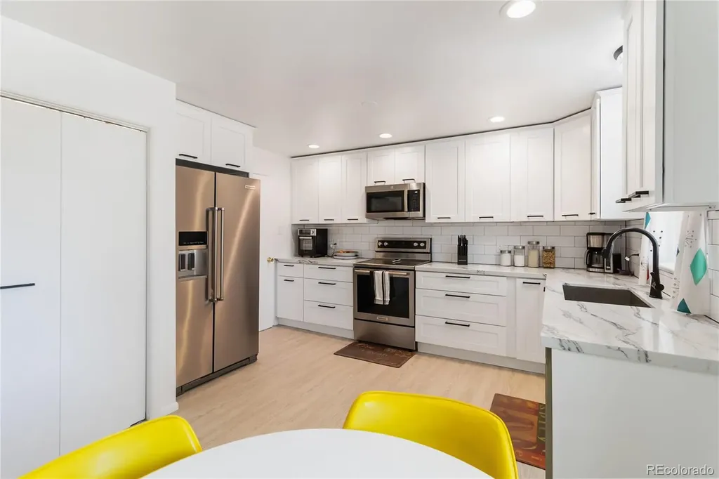 6905 W 4th Avenue Lakewood CO 80226