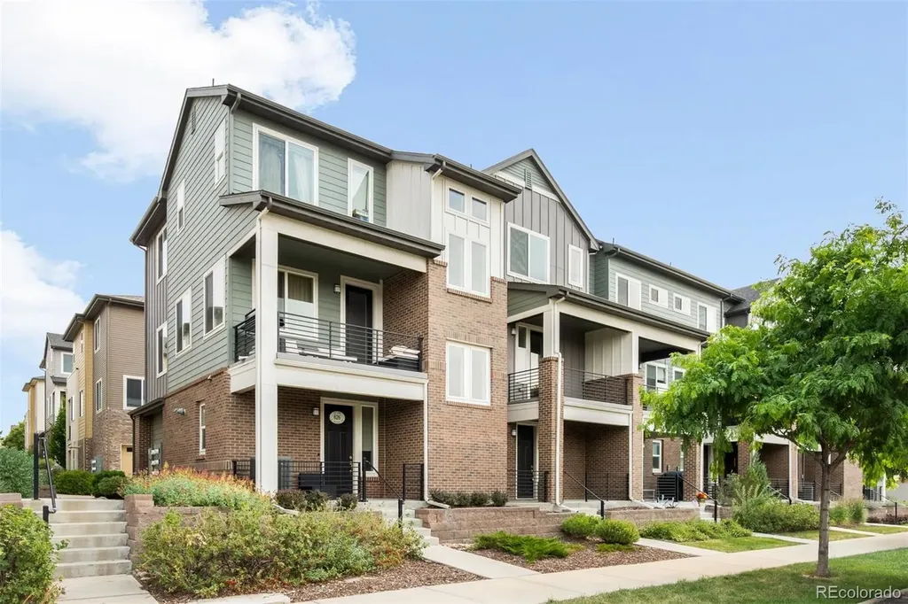 624 E Hinsdale Avenue Littleton CO 80122