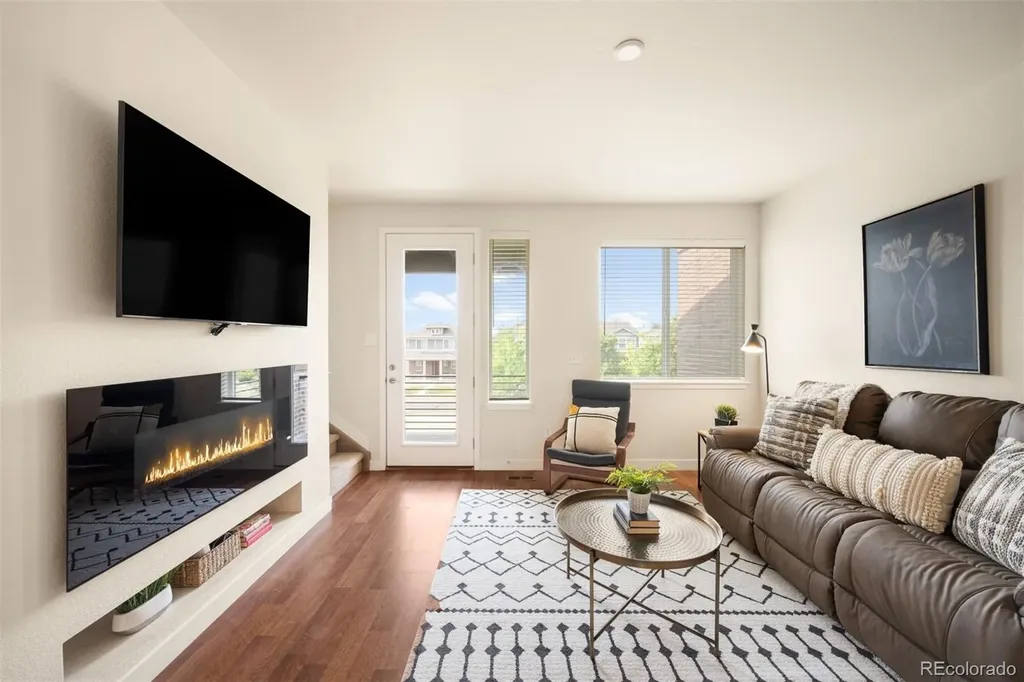 624 E Hinsdale Avenue Littleton CO 80122