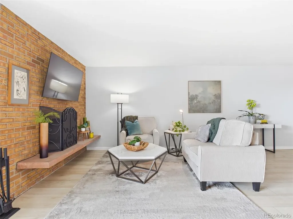 2 Adams Street Denver CO 80206