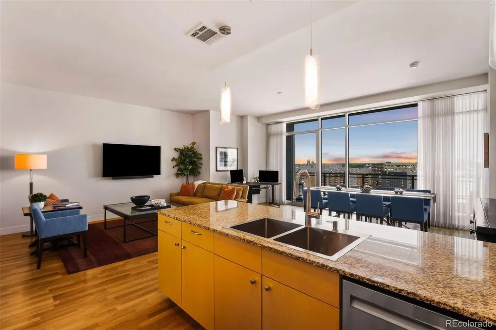 2001 Lincoln Street Denver CO 80202