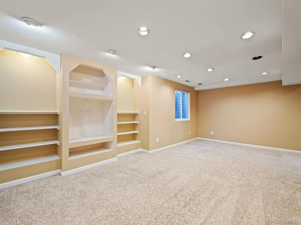 9358 Cornell Circle Highlands Ranch CO 80130