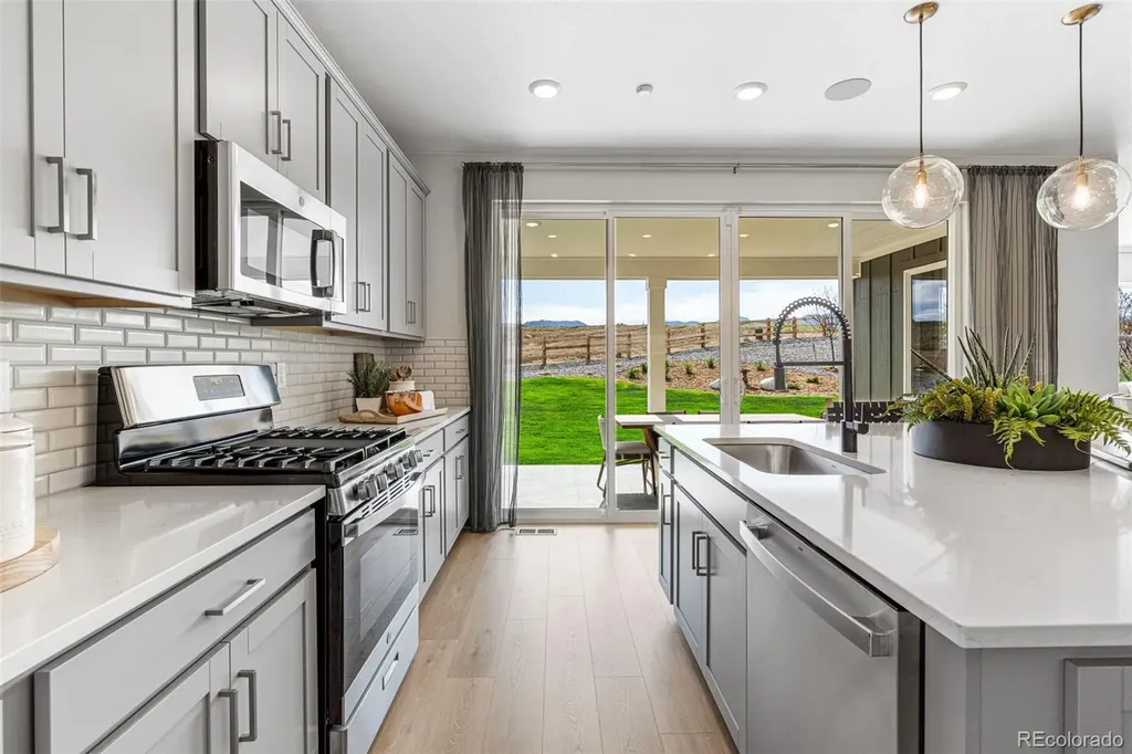 16956 W 92nd Loop Arvada CO 80007