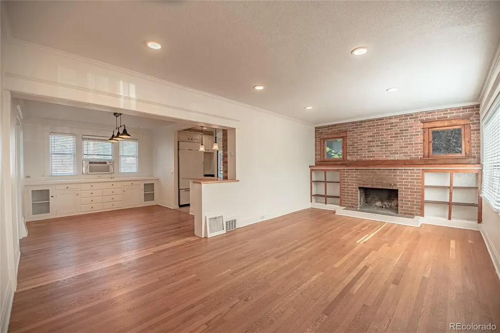 612 Harrison Street Denver CO 80206