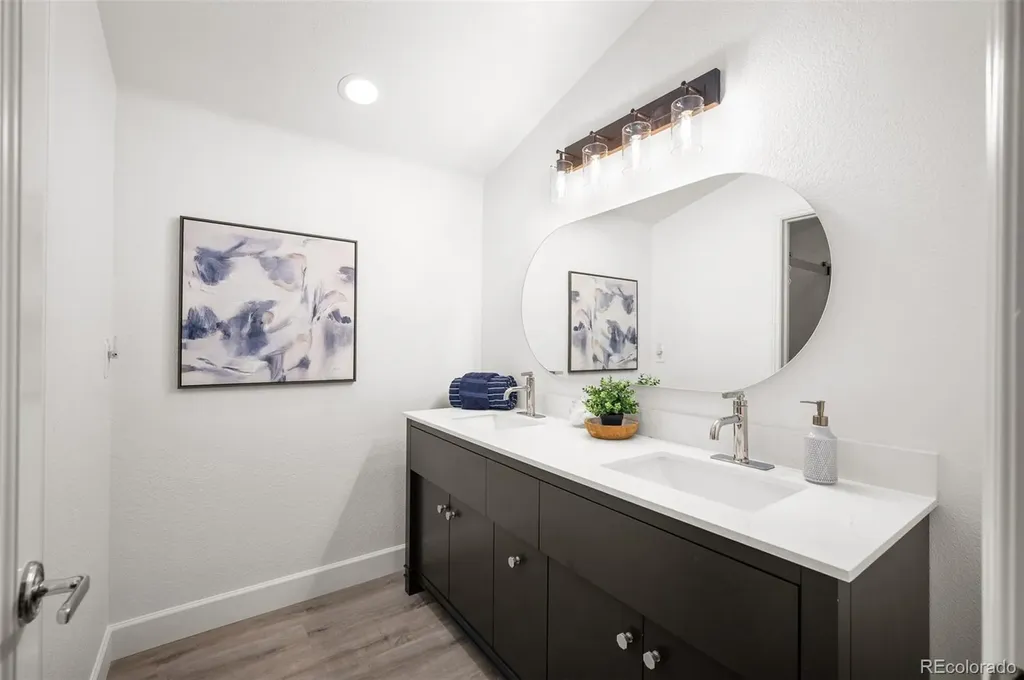 559 Jackson Street Denver CO 80206