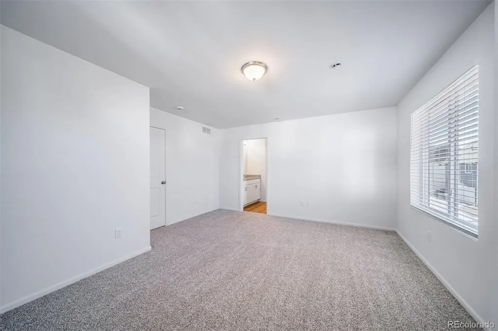 46601 Sunflower Lane Bennett CO 80102