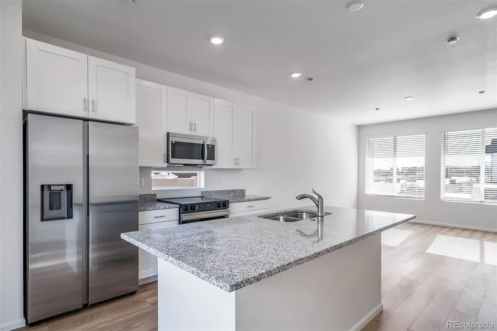 46601 Sunflower Lane Bennett CO 80102