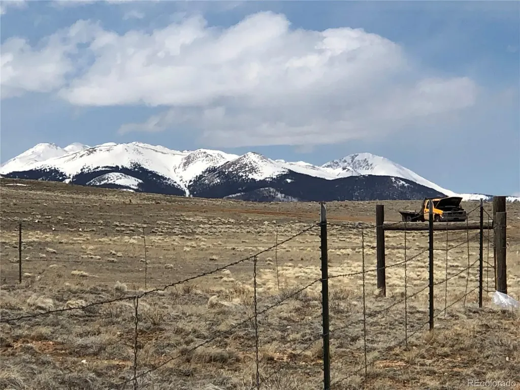 735 Link Road Como CO 80432