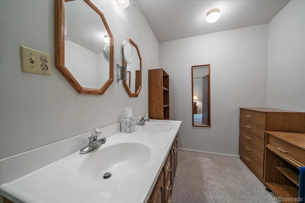 855 Pennsylvania Street Denver CO 80203
