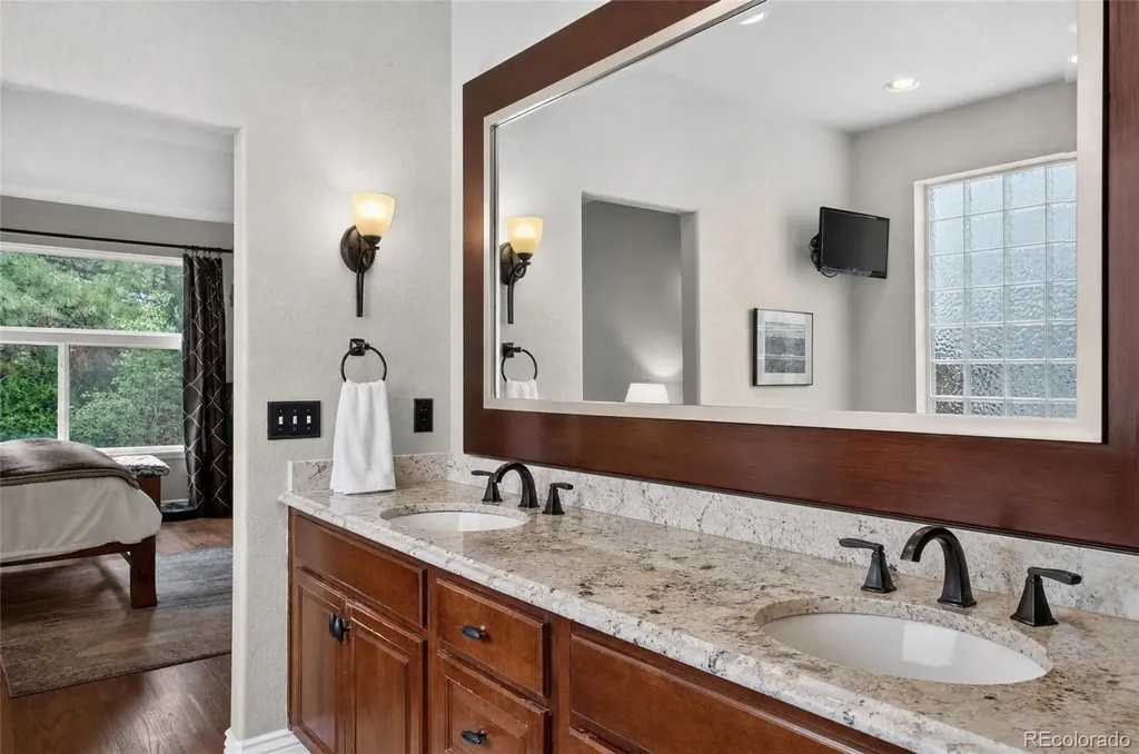 8798 Forrest Drive Highlands Ranch CO 80126