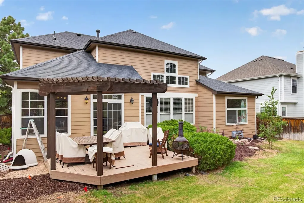 8798 Forrest Drive Highlands Ranch CO 80126