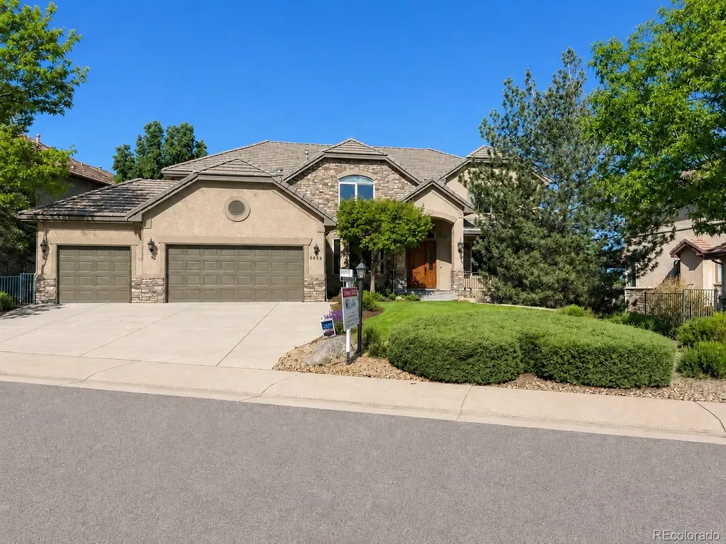 6893 S Netherland Way Aurora CO 80016