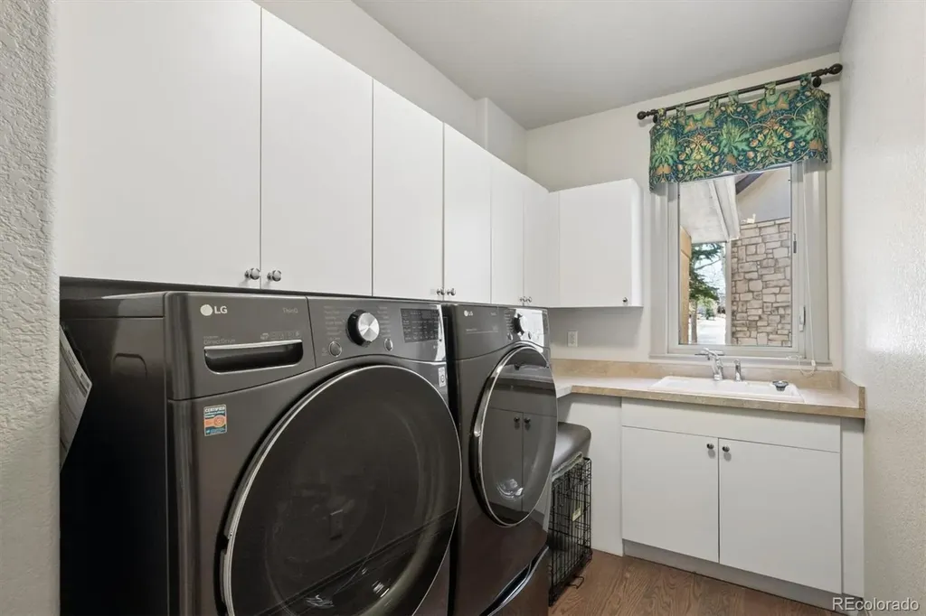 6893 S Netherland Way Aurora CO 80016