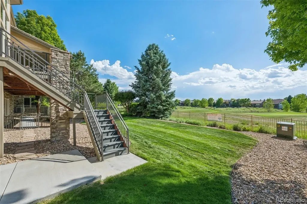 6893 S Netherland Way Aurora CO 80016