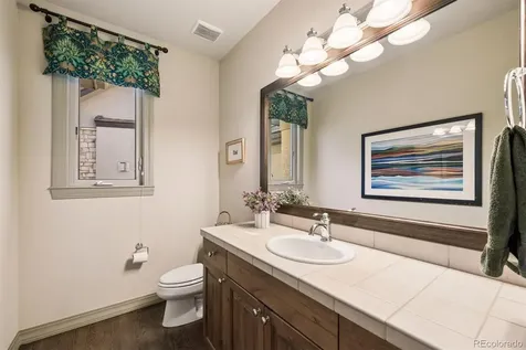 6893 S Netherland Way Aurora CO 80016