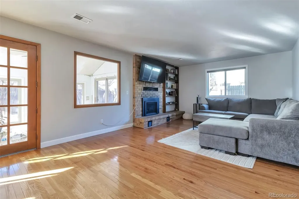2325 15th Avenue Longmont CO 80503