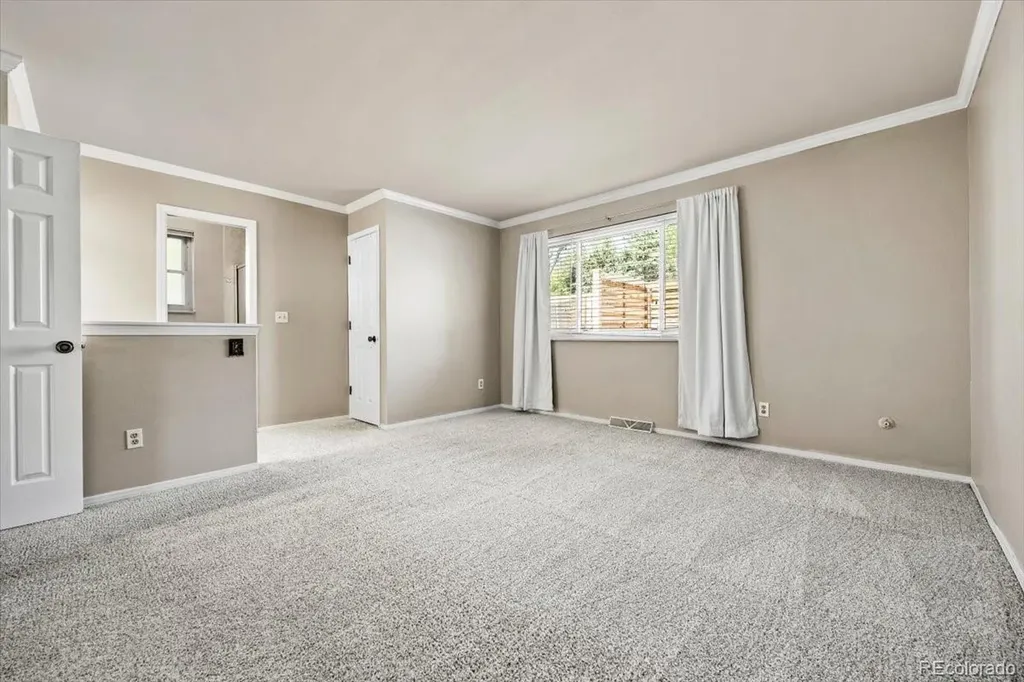 5477 S Cimarron Road Littleton CO 80123