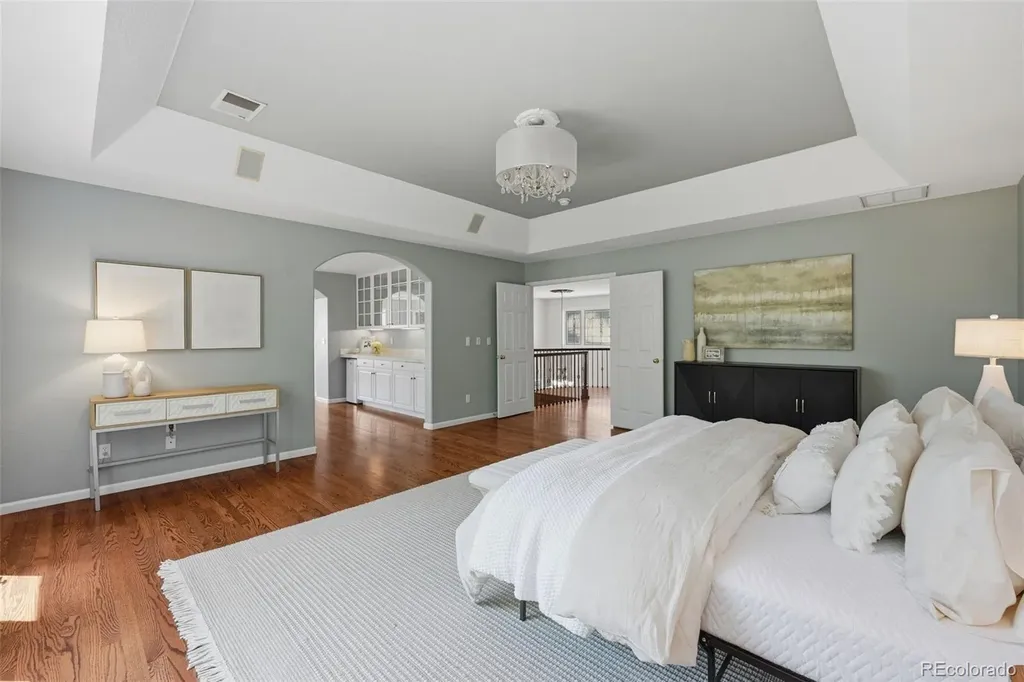 5498 S Helena Street Aurora CO 80015