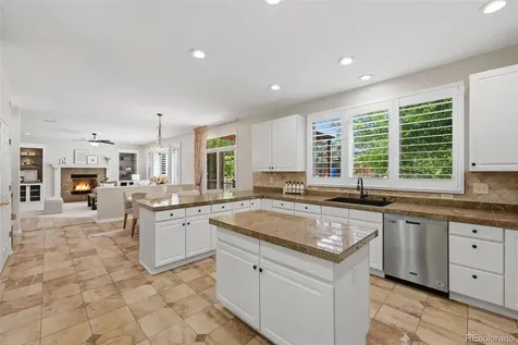 5498 S Helena Street Aurora CO 80015