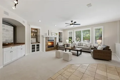 5498 S Helena Street Aurora CO 80015