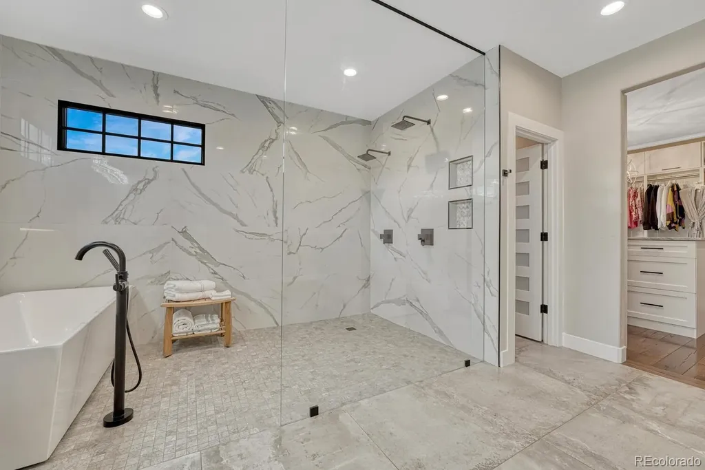 6234 Nautique Circle Larkspur CO 80118