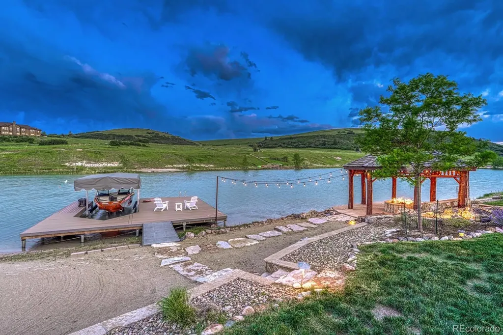6234 Nautique Circle Larkspur CO 80118