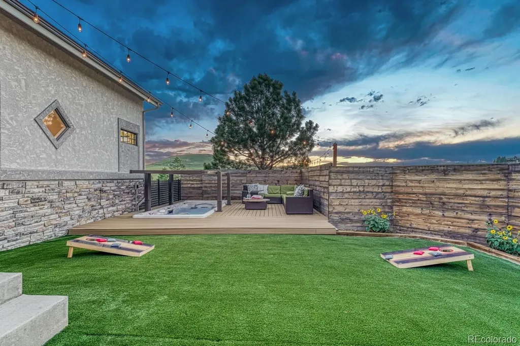 6234 Nautique Circle Larkspur CO 80118