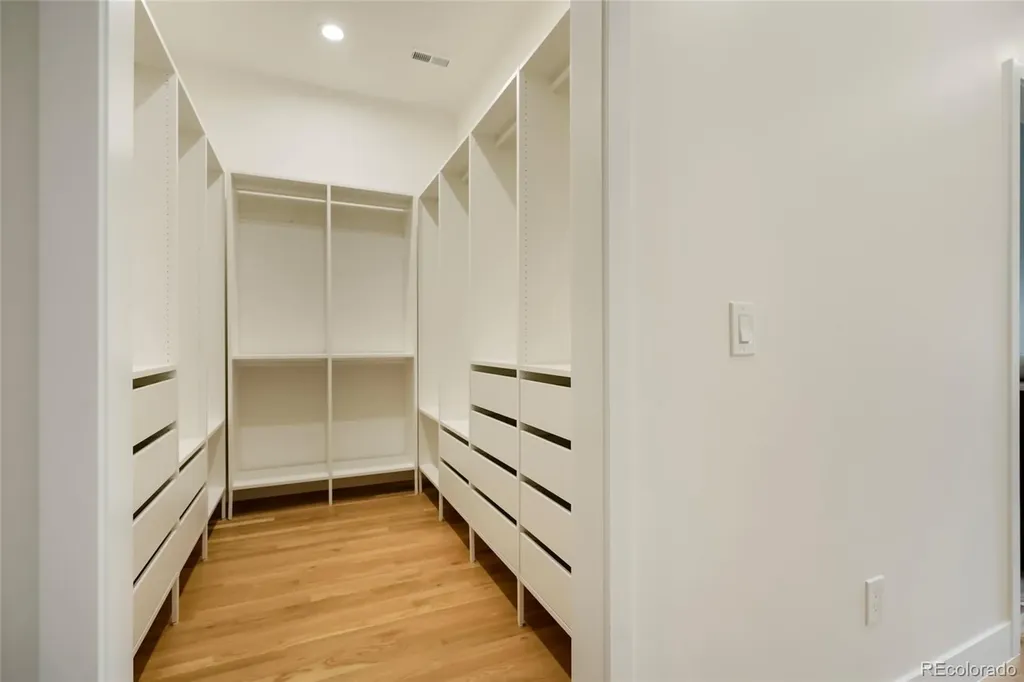 784 Locust Street Denver CO 80220