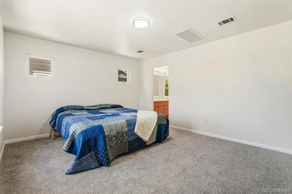 5243 Mt Arapaho Circle Longmont CO 80504