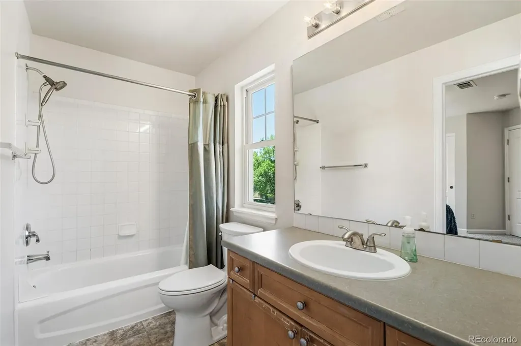 5243 Mt Arapaho Circle Longmont CO 80504
