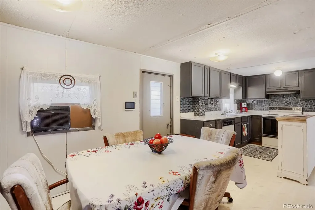 951 17th Avenue Longmont CO 80501