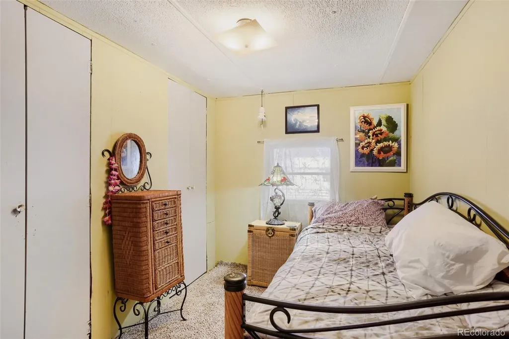 951 17th Avenue Longmont CO 80501