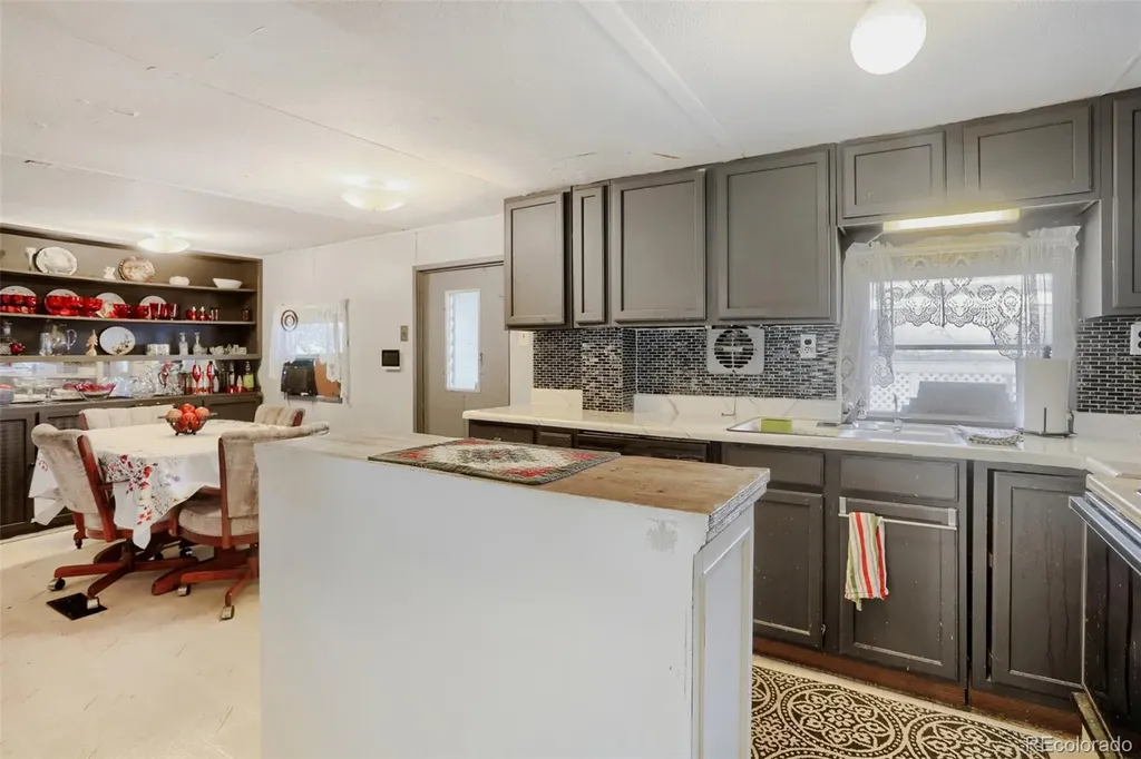 951 17th Avenue Longmont CO 80501