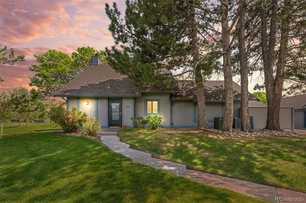 2408 S Victor Street Aurora CO 80014
