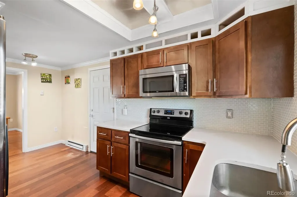 2408 S Victor Street Aurora CO 80014